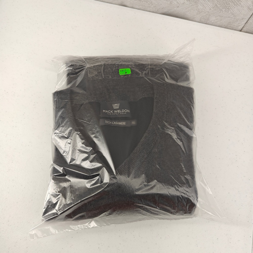 Mack‎ Weldon Tech Cashmere V Neck Sweater Mens XL Dark Gray Merino Wool Blend - Picture 9 of 10